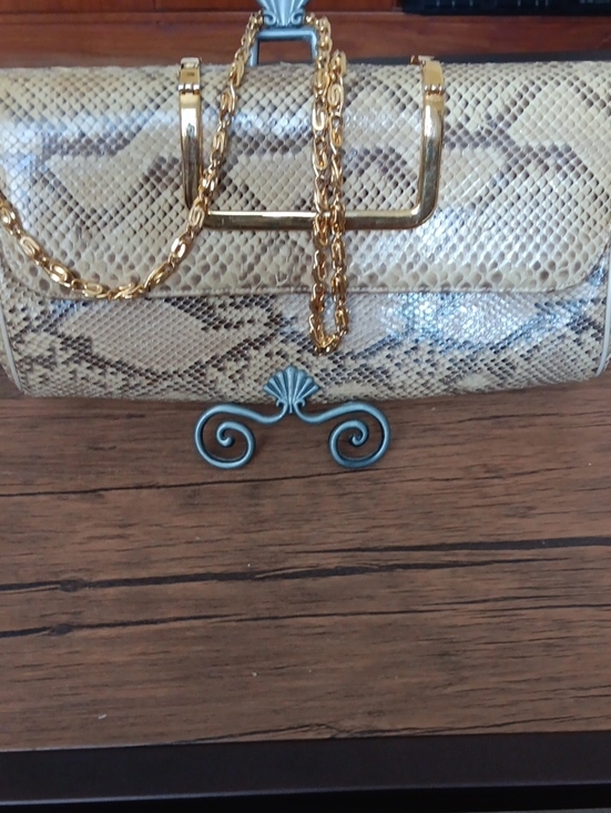 Supreme Handbags - Supreme Handbag from 1970. Snakeskin Clutch With Optional Chain